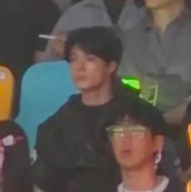 nojamismine's tweet photo. นี่จั้นอยากดูคอนหรือนี่ โลกนอกผ้าห่มของโน่55555555555555555555555555555555555555555 https://t.co/LC7TtuKLQS