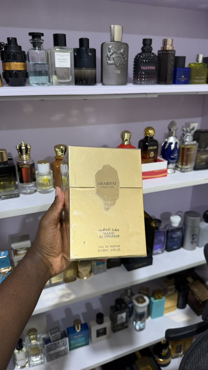 iLatif_'s tweet photo. The weekend is here, you have to smell goood!!!
Vintage Radio 400gh
Mahd Al Dhahab 500gh
Amber Oud Gold Edition 850gh
Intense Noir &amp; Shamokhi 200gh each

Send Dm or WhatsApp 0508338535 https://t.co/gbUdutFJpY
