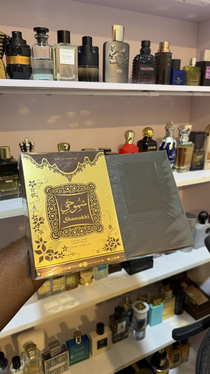 iLatif_'s tweet photo. The weekend is here, you have to smell goood!!!
Vintage Radio 400gh
Mahd Al Dhahab 500gh
Amber Oud Gold Edition 850gh
Intense Noir &amp; Shamokhi 200gh each

Send Dm or WhatsApp 0508338535 https://t.co/gbUdutFJpY