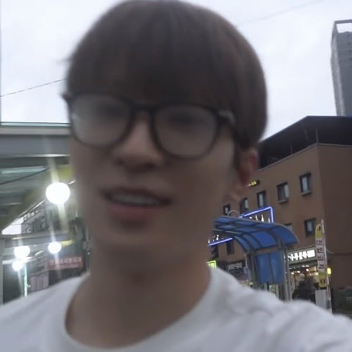 cxrxtww's tweet photo. 에브리원우시 https://t.co/TX2MKgcrPc