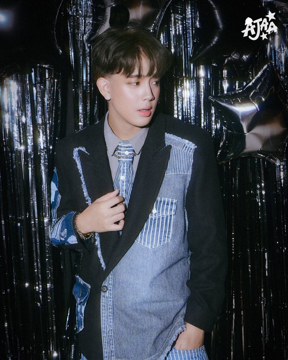 AJAAofc's tweet photo. AJAA: ‘KAKABAKABA’ Concept Photo [ ASH ] 🪩

📅: 09.25.2026 | 7PM

⭐️ STREAM NOW:
https://t.co/5C9hLP0UR5

#AJAA #4ÜS #KAKABAKABA #AJAA_ASH #AJAA_COMEBACK https://t.co/XFTBEboIJ8