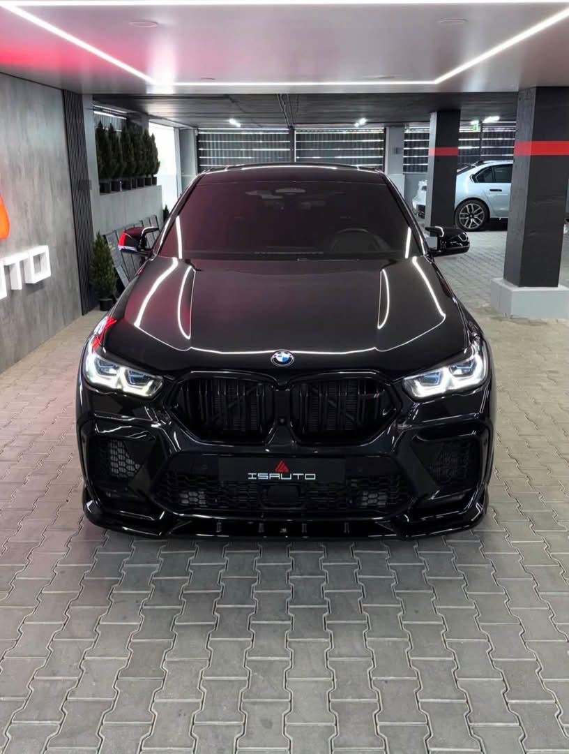 CarCultureCC's tweet photo. BMW X6 M Competition 🏴‍☠️ https://t.co/UX9PkwivK3