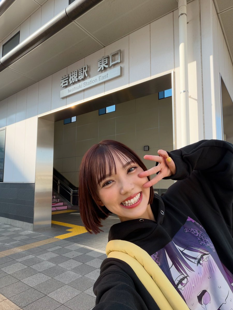 mkh0614's tweet photo. 「人形のまち岩槻まつり“着せ恋 スペシャルイベント”」出演決定💗💗💗

また岩槻で歌えることが本当に嬉しいぃ🥰
しかも入場特典は、「アオとキラメキ」ジャケットイラストポストカード！？私も欲しいー！！！！

10/4(日)着せ恋を愛する皆さんにお会いできるのを楽しみにしとりますっ🎤✨

🎫9/20 (日)10:00から先着申込受付開始
https://t.co/cFCztVmzgI

#着せ恋 #着せ恋アニメ
#岩槻_着せ恋2026
#岩槻 #岩槻まつり
#スピラスピカ
