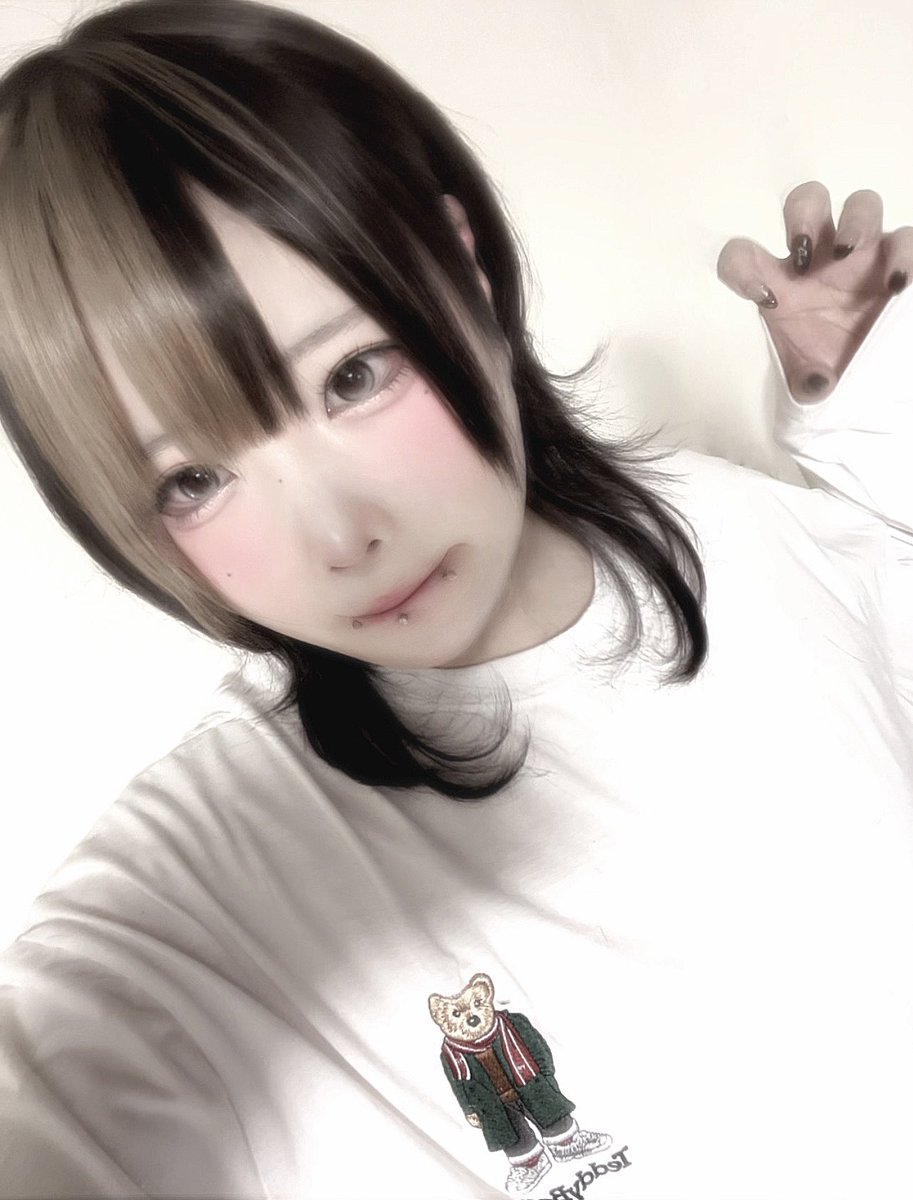 ncmq52n's tweet photo. ひまー！
🍌見せろー！！
 #ゲイ #バイ #DMまってます https://t.co/ksmIXZDN2J