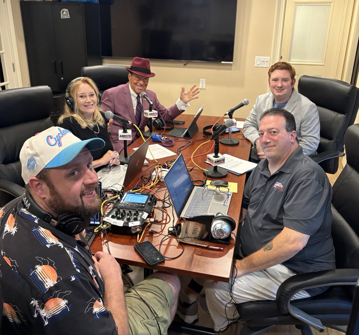 DebbieDuHaime's tweet photo. We are live from DiFazio Industries on Staten Island this morning 📻@am970TheAnswer @JoePiscopoShow 
@JrzyJoePiscopo 
@algattullo 
@joeysib https://t.co/ZE2QHmaRFo
