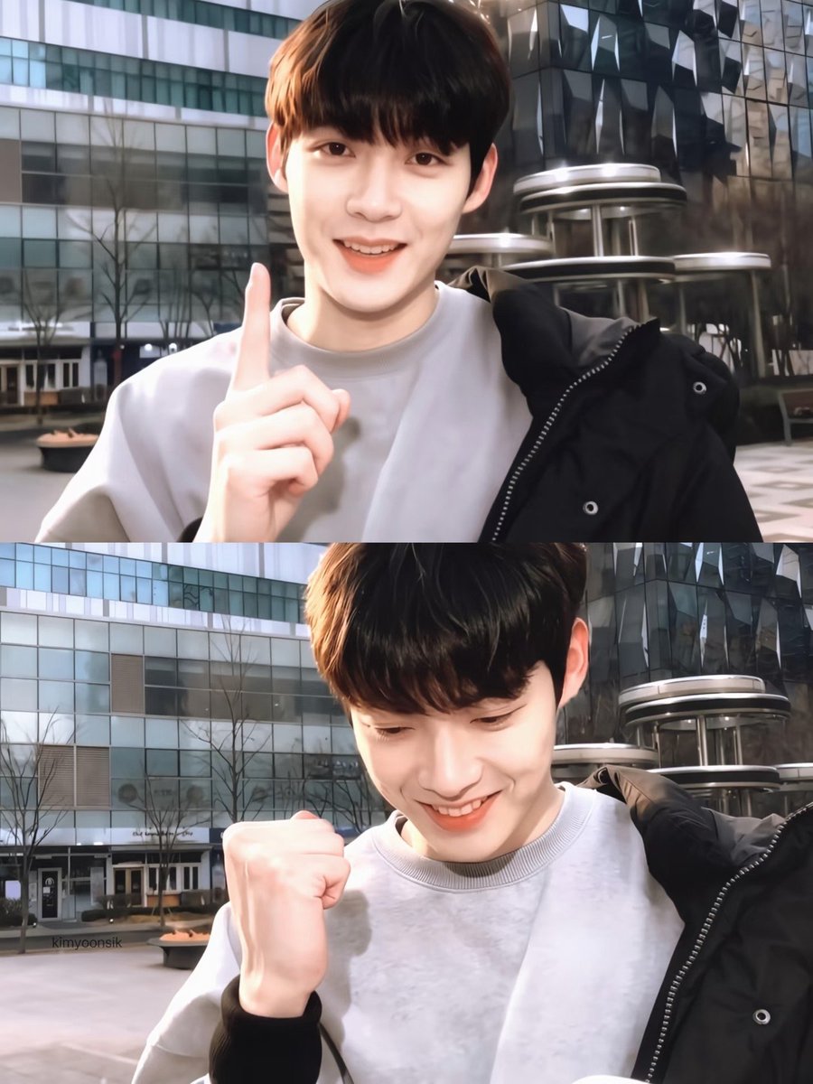 happiii_ii's tweet photo. 이런 알바생 어디가야 만날 수 있죠?? 🧐🧐
하씌.. 23세 윤도건 무슨일이야 🤦‍♀️
귀엽고 잘생겼고 어린데 남자같고 그러면서 싱그럽고 저런 선배 학교 에타에 항상 올라올꺼같고 남녀할꺼없이 고백 겁나 받을꺼같은데 웃으면서 다 거절할꺼같음 ㅋㅋ https://t.co/7pCuVYQDhv