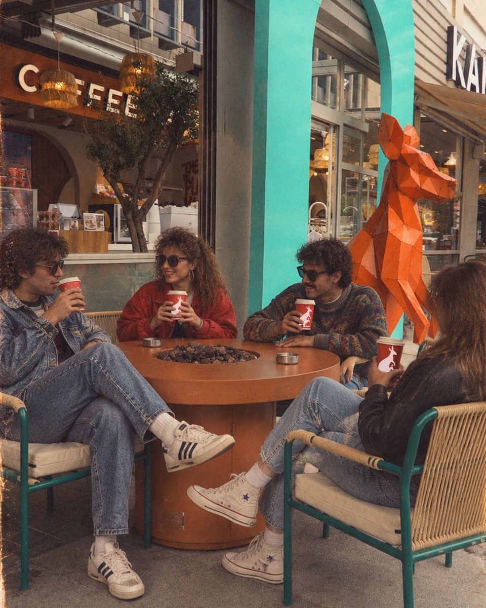 coffeekangoo's tweet photo. Kangoo’yu 80’lere ışınladık. 📼🦘☕️

Biraz nostalji, bolca kahve. ☕️

#CoffeeKangoo https://t.co/uS6BgS7wrI