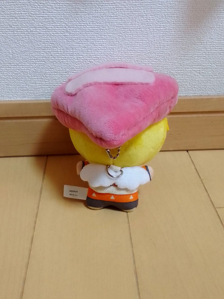 kz11223344's tweet photo. Kaparicoえのき様（@kaparico_enoki ）のプレゼント企画でいちごみるくのツチノコちゃん帽子をいただいてしまいました！
ぐふぅ…かわゆすぎる〜💕💕おまけにずっと気になっていたハーネスまで✨️
どちらもピッタリでもふもふ💕手作り凄すぎる…
ありがとうございます🙇大事に使わせていただきます☺️ https://t.co/piJyiCrmi0