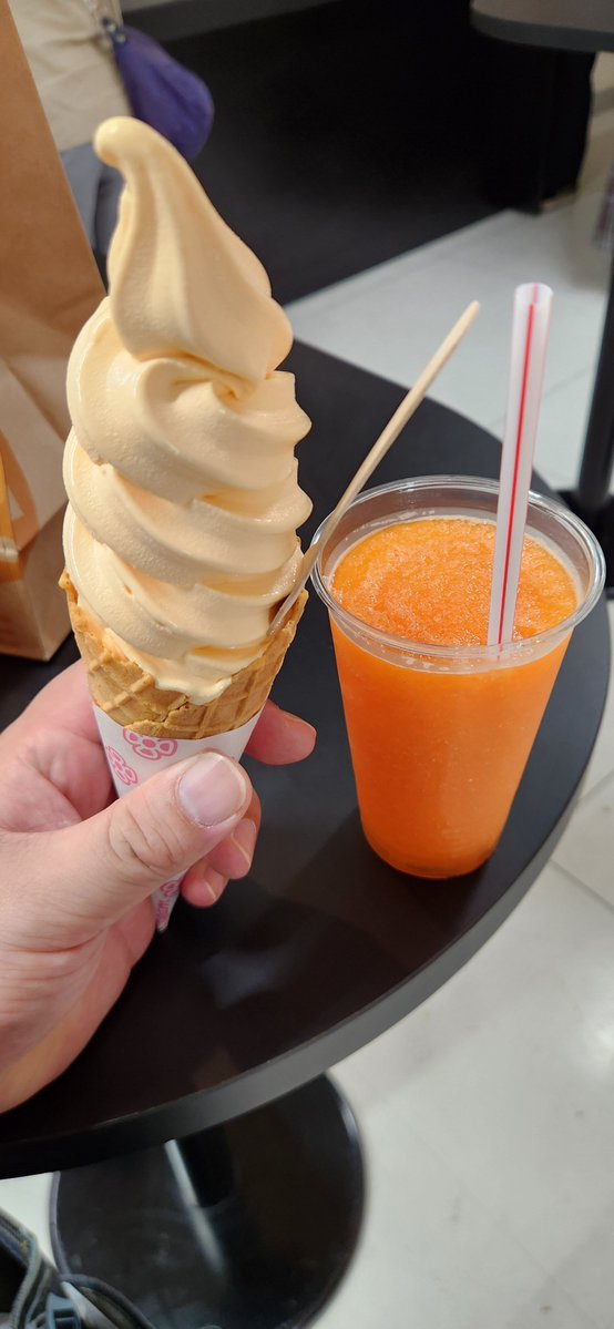 cherryenergy02's tweet photo. 今日の🍈 https://t.co/VLdX6tTQ8i
