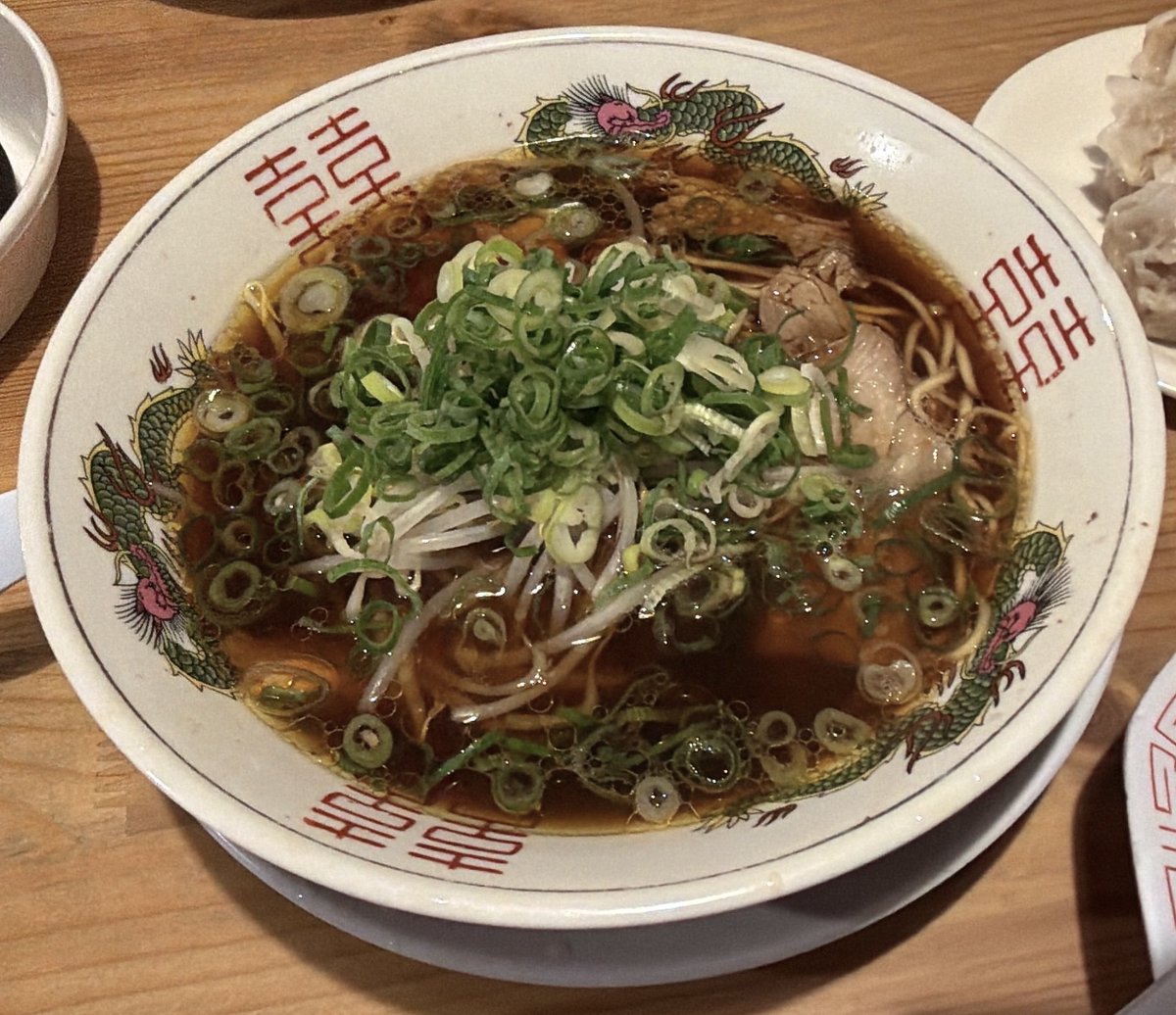 yurimaido's tweet photo. 今週もお疲れ様！！
肉焼売うまうま、おすすめ！！ https://t.co/J8dItQl0R1