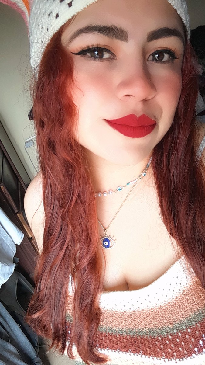 jazzeddran's tweet photo. Ella es bonita 🍒💋
#linda
#mujerbella https://t.co/gHev4mj4fI