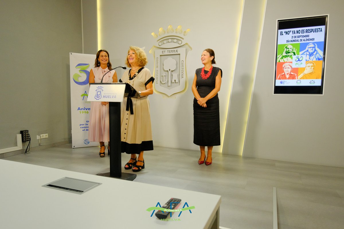 AFAHuelva's tweet photo. Rueda de prensa en el Ayuntamiento de Huelva, Día Mundial del Alzheimer 2026 @AytoHuelva @DipuHU
https://t.co/puLvfbt7rg
#AFAH #Huelva #Alzheimer #diaadia https://t.co/5eojYr453F