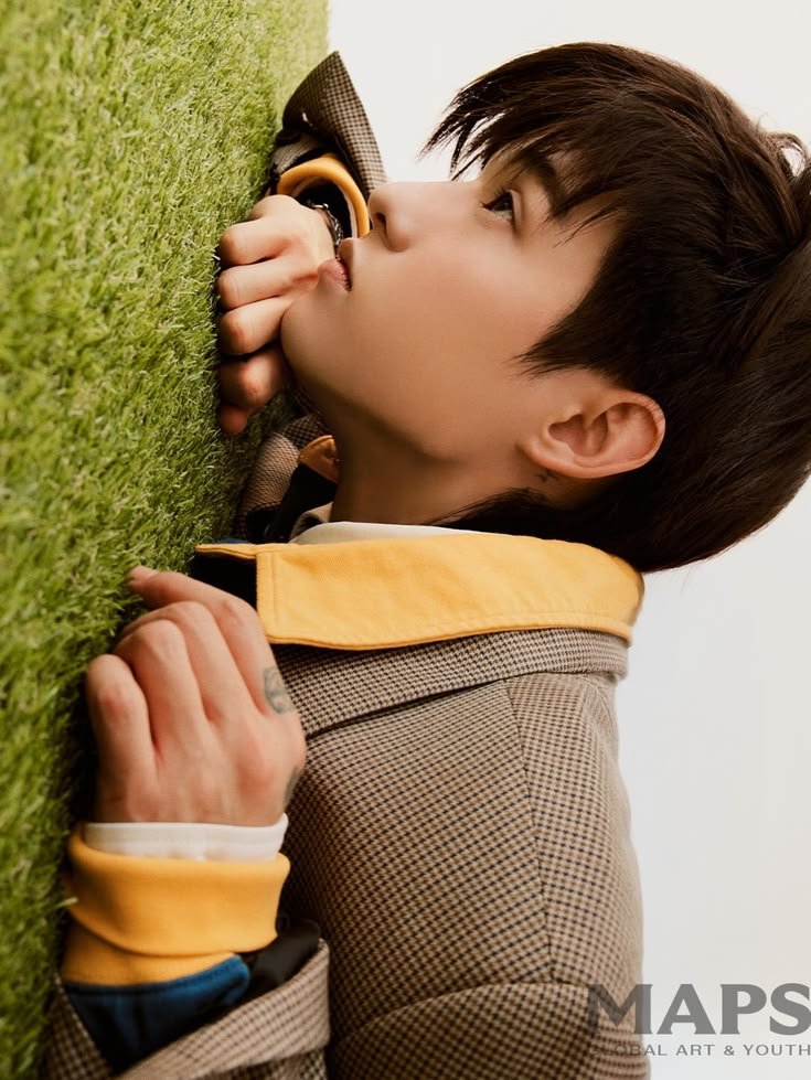 universefvctory's tweet photo. jujur lagunya terlalu nyasar jantung🙂🙂 alias kena bgt
anyway, jae with yellow has always been my favoritee💛💛
#MyColorForBlinded #eaJBlinded https://t.co/OoNuWUzGn6