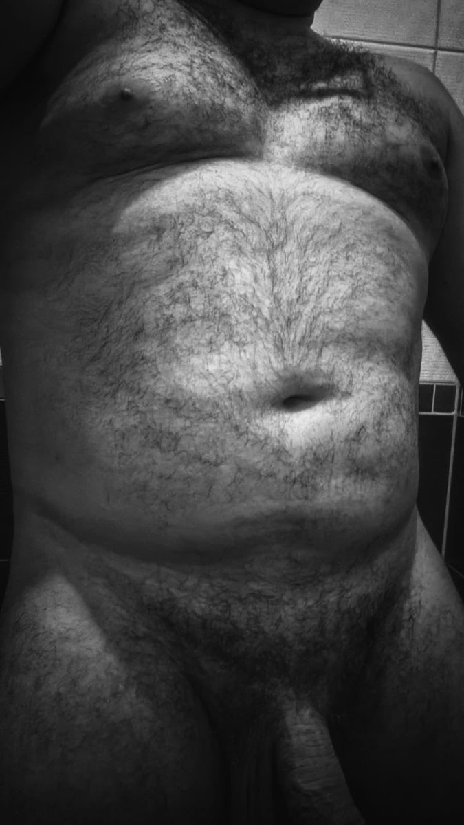 bearmaster18's tweet photo. #GayBear #BearCommunity #BearPride #GayBears #BearGay #GaysOfTwitter #GayTwitter #LGBTQ #LGBTQCommunity #Pride #BodyPositive #BeYourself #BlackAndWhite #BlackAndWhitePhotography #Monochrome #PortraitPhotography #GayPhotography #BearLife #FurryMen #BeardedGay https://t.co/Hz333mjfdj