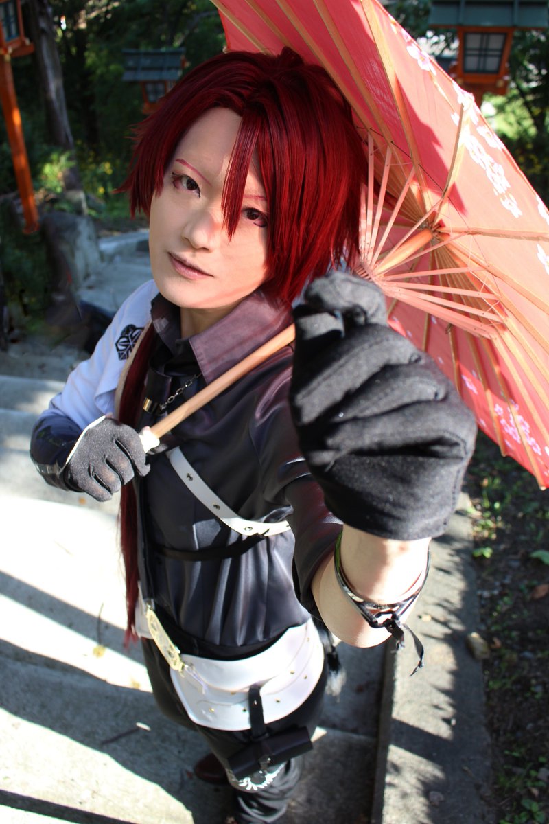 survivor_m_2's tweet photo. 【cosplay】
刀⚔乱舞／後家

　　　" 連れてく？ "

――――――――――――
photo:やじやじ

#バリコス https://t.co/5qyIVHJ2qa