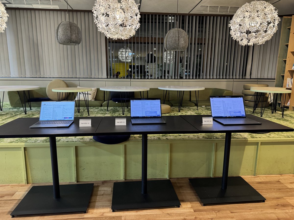 tweetpcmainte's tweet photo. ギズモードさんで行われるXPS13体験会に参加中!
@gizmodejapan
#ギズXPS13体験会
#ギズモード
#gizmode https://t.co/oV17dxOg1B