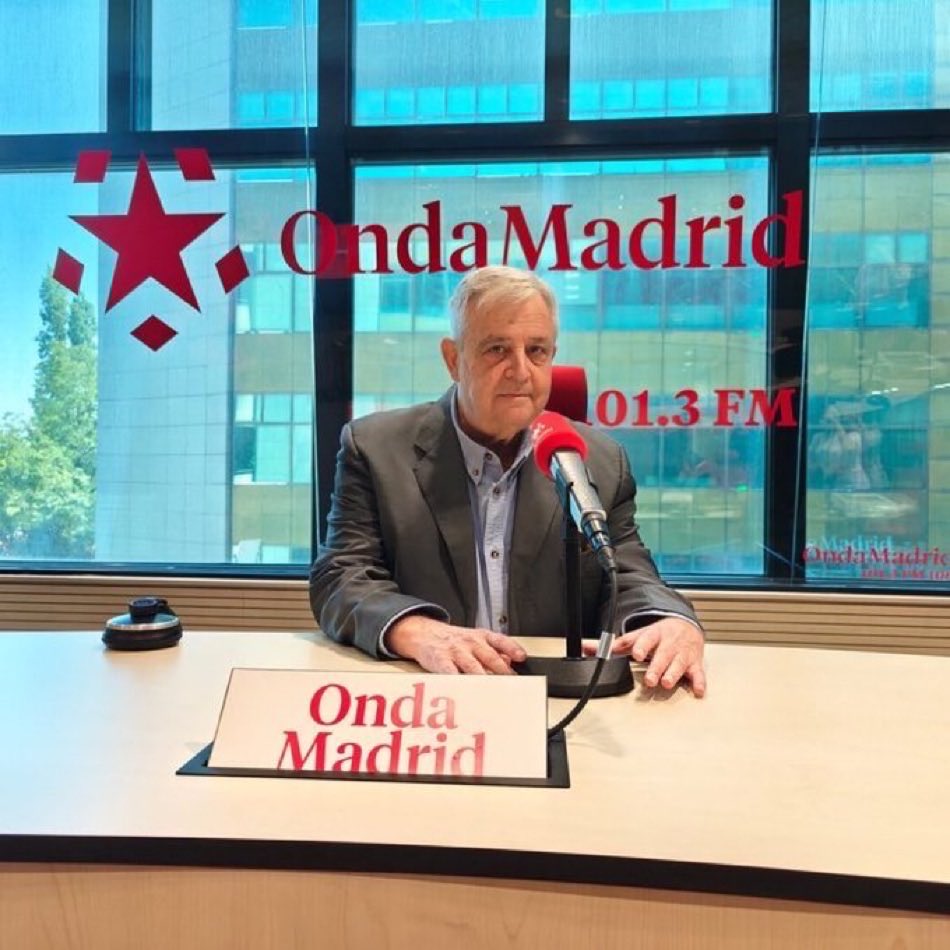 Amartinbeaumont's tweet photo. No se debe olvidar: Sánchez después de haber dicho en Ceuta que nuestro país había sufrido un ataque a su integridad territorial, se fue tan contento veinticuatro días de vacaciones a La Mareta. Dejó al mando a Marlaska y también se marchó de vacaciones pocas horas después. Y ahora trata a Vivas, que es quien ha estado al pie del cañón todo el tiempo, con displicencia. El Gobierno no tiene límites éticos. @ondamadrid @BuenosDiasOM @ElydValle