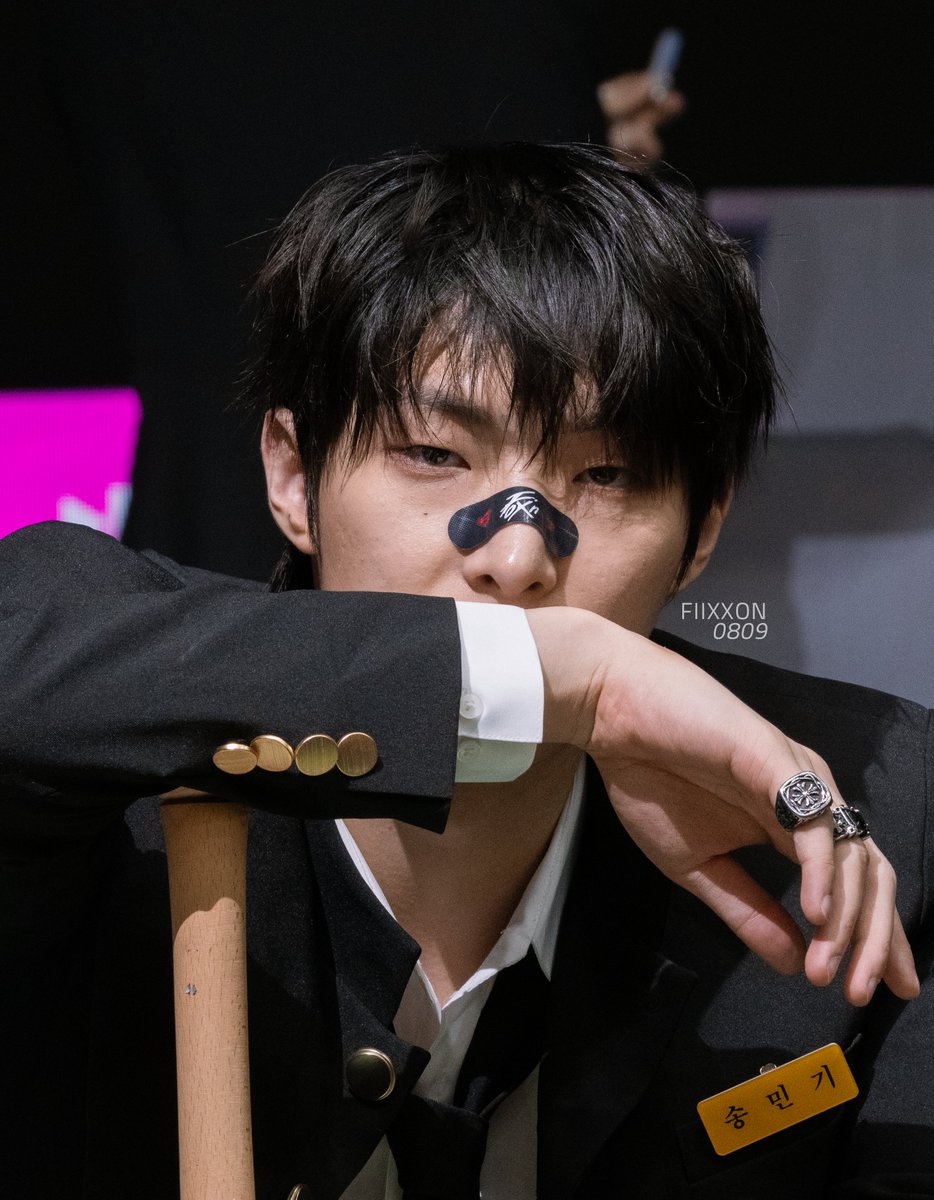 fiixxon0809's tweet photo. 260917 hq 

#민기 #에이티즈 #송민기 #mingi #ateez #ミンギ https://t.co/Zz3koEGW75