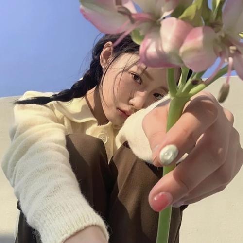 hcase230127's tweet photo. 🎈 💐 🍂 🌸 🍁 Reconnected with nature via forest bathing trees whispering peace. https://t.co/Znb3mvKFTz