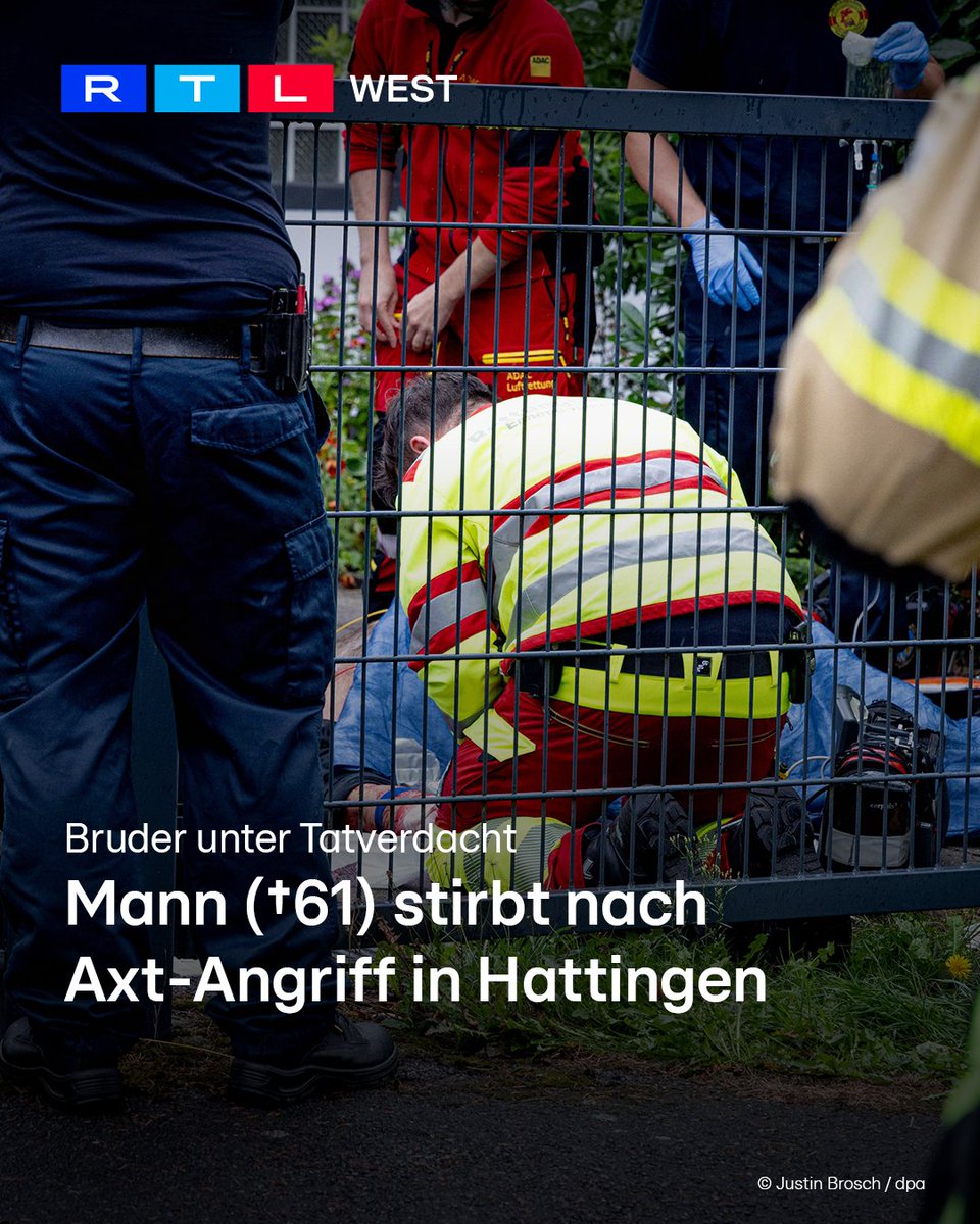 RTLWEST's tweet photo. Zweieinhalb Wochen nach einem Axt-Angriff in #Hattingen ist ein 61-Jähriger an seinen schweren #Verletzungen gestorben. Sein eigener #Bruder steht unter Verdacht. Der 61-Jährige war Ende August lebensgefährlich verletzt auf dem Grundstück seines Hauses gefunden worden. Ein #Rettungshubschrauber brachte ihn in eine #Spezialklinik. Dort ist er nun gestorben. Spezialkräfte hatten den 54 Jahre alten Bruder des Mannes kurz nach der Tat festgenommen. Nach bisherigen Ermittlungen soll bei dem Angriff eine #Axt eingesetzt worden sein. Der 54-Jährige sitzt weiterhin in Untersuchungshaft. #Polizei und #Staatsanwaltschaft ermitteln jetzt wegen eines Tötungsdelikts. Zum möglichen Motiv machen die Beamten bislang keine Angaben.

+++ Liebe Leute, wir haben die Kommentarfunktion gesperrt. Warum? Bei dem Beitrag handelt es sich um eine sogenannte Verdachtsberichterstattung. Solange der Verdächtige nicht rechtskräftig verurteilt ist, gilt er als unschuldig und bleibt anonym. Das gilt auch für Kommentare. +++