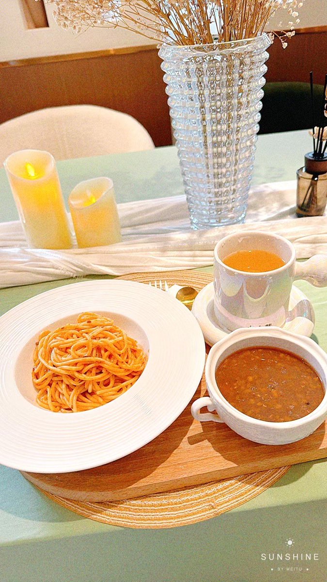 MaireGrumnmuif's tweet photo. Hoy comí pasta con tomate casero y un café con leche, una comida sencilla que me alegra el día https://t.co/lf1CgXMNNd