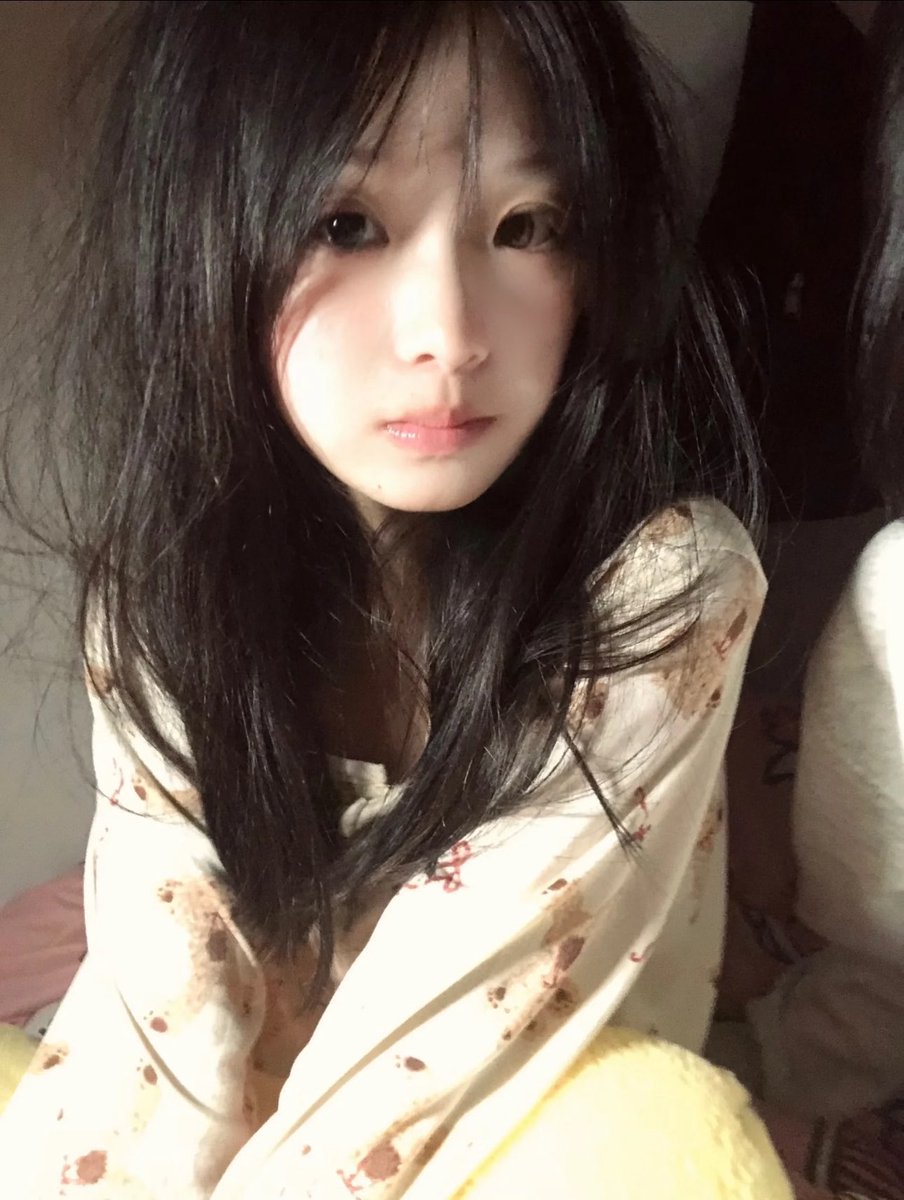 Abbastsmv's tweet photo. 新鲜出炉

刚拍形体luo照，有人评锐吗？  

是粉哒！！看完不许瞎说🫣 https://t.co/ZzPeFJYyfX