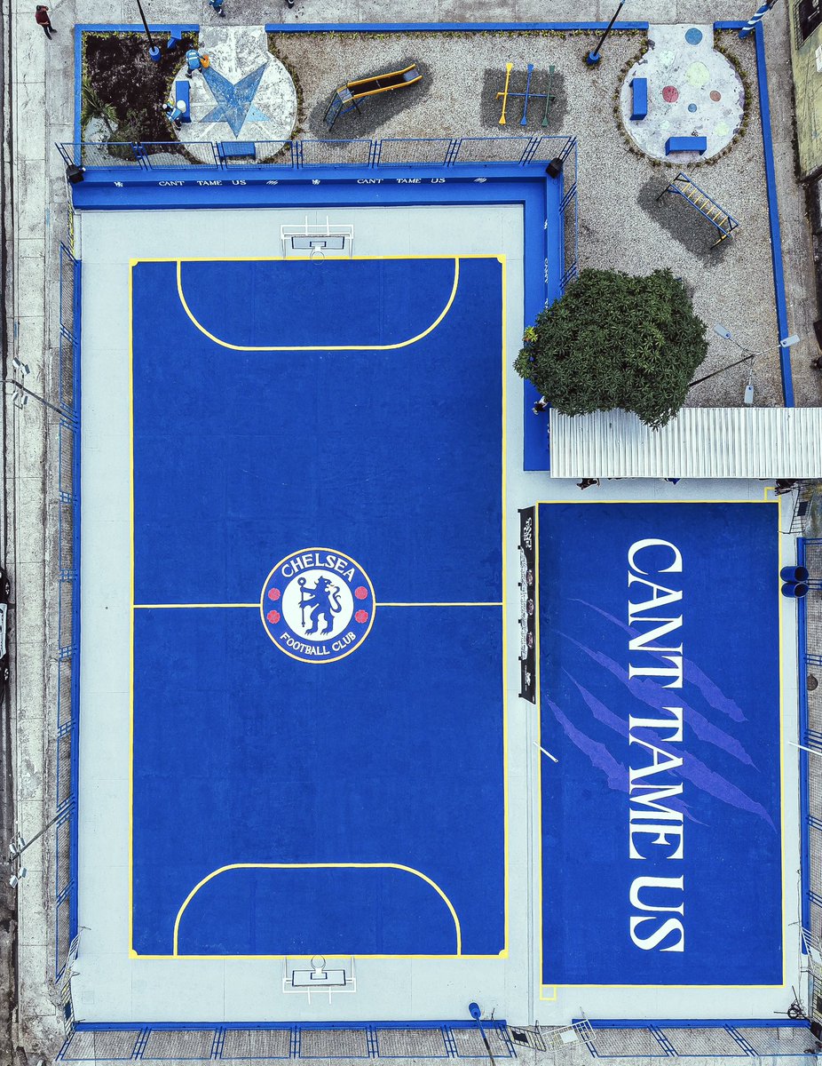 JacobsBen's tweet photo. Chelsea has completed the renovation of a community futsal pitch in Guayaquil, Ecuador, as part of a global campaign called ‘Can’t Tame Us’.🇪🇨 https://t.co/kOlTMCoipL