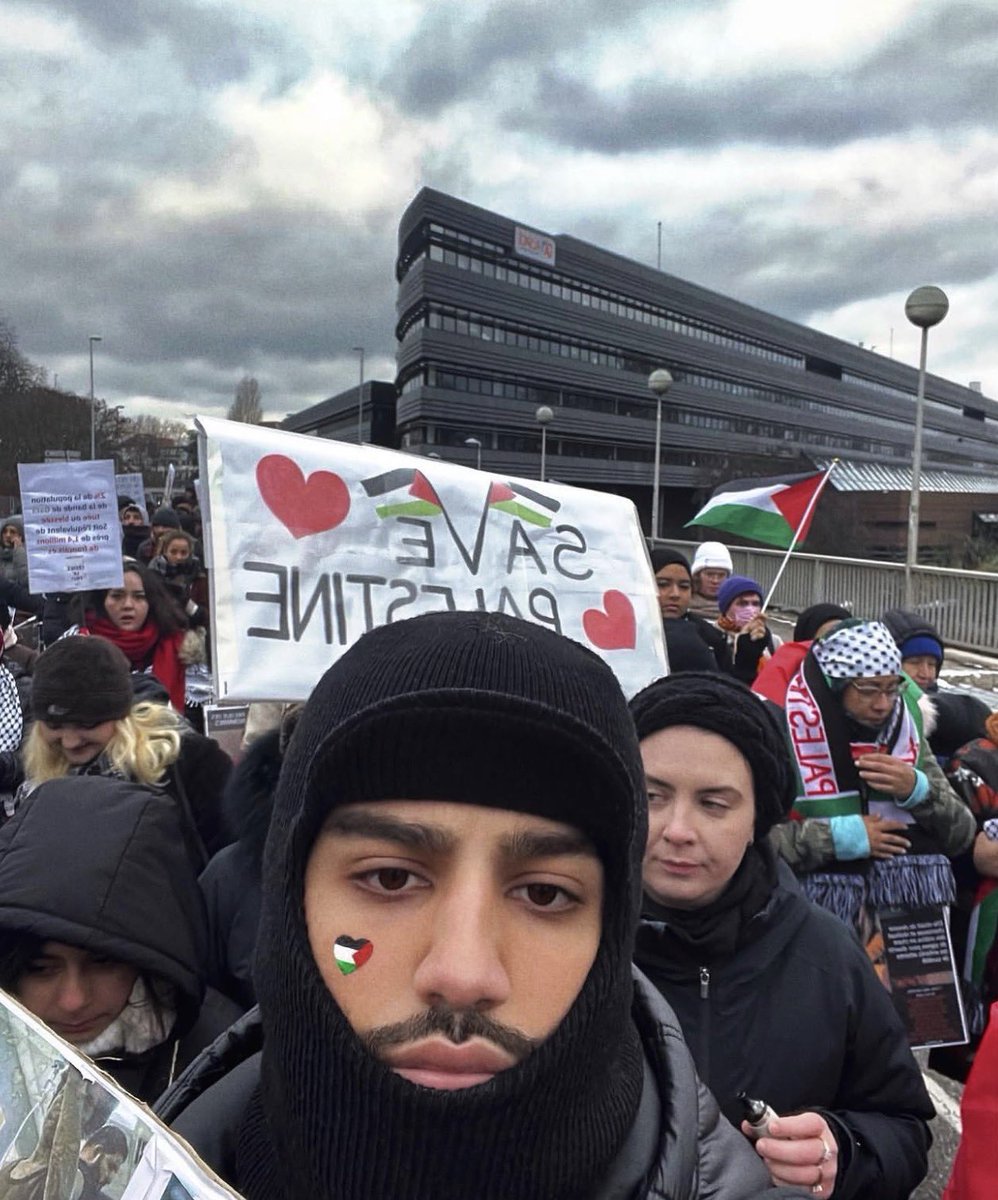 DrMedkhalil's tweet photo. Always was vocal for a FREE PALESTINE and i’ll always be till its backwards 🇵🇸✊🏽 https://t.co/g1seD7EKxx