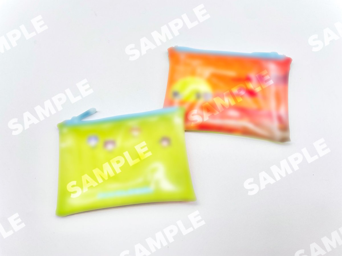 DSPM_STORE's tweet photo. #きゅるして
「推忍♡きゅるりん決起集会！」

❤️‍🔥グッズ紹介❤️‍🔥(2/4)

👛ランダムクリアポーチ ¥1,500
　  全5種（シークレット1種）
　  サイズ：約85×115mm

＼ 中身までかわいく見せちゃおう💎 ／
チェキフィルムやミニポケットティッシュ、交通系ICカード、小銭入れなど…
毎日のちょっとした持ち物整理にぴったりのサイズ感です🫶💕
お気に入りの物を入れて、クリア素材ならではの“見せる収納”を楽しんでください🫧
シークレットは…ぼかしてても、もしかしたらわかる人にはわかる…！？

9/19(土)
📍パシフィコ横浜国立大ホール
🛍️先行販売：11:30〜15:30
※先行販売整理券の抽選は終了しております
※フリー販売の整列は14:30〜を予定しております
🌐EC販売：22:00〜
└🔗 https://t.co/rZ9u7nzv7t

#きゅるして #きゅるりんってしてみて
@KYURUSHITE
