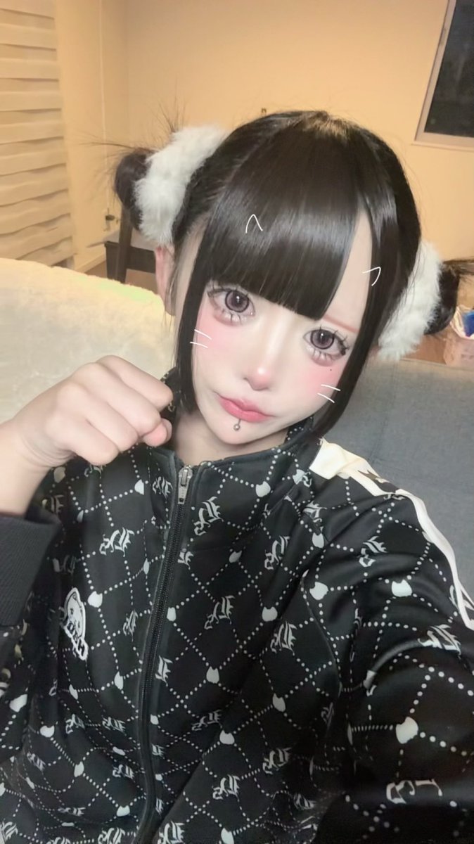fthdyq's tweet photo. #自撮り界隈 https://t.co/qm9Soi8SoV