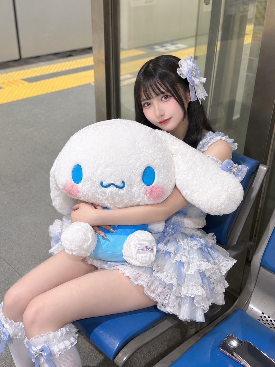 riri_coco0's tweet photo. この投稿にコメントしてくれた人
フォロバ返す🥹

Xの投稿もっと頑張るから
見ててくれると嬉しいな😭 https://t.co/zqv4C7d9Jg