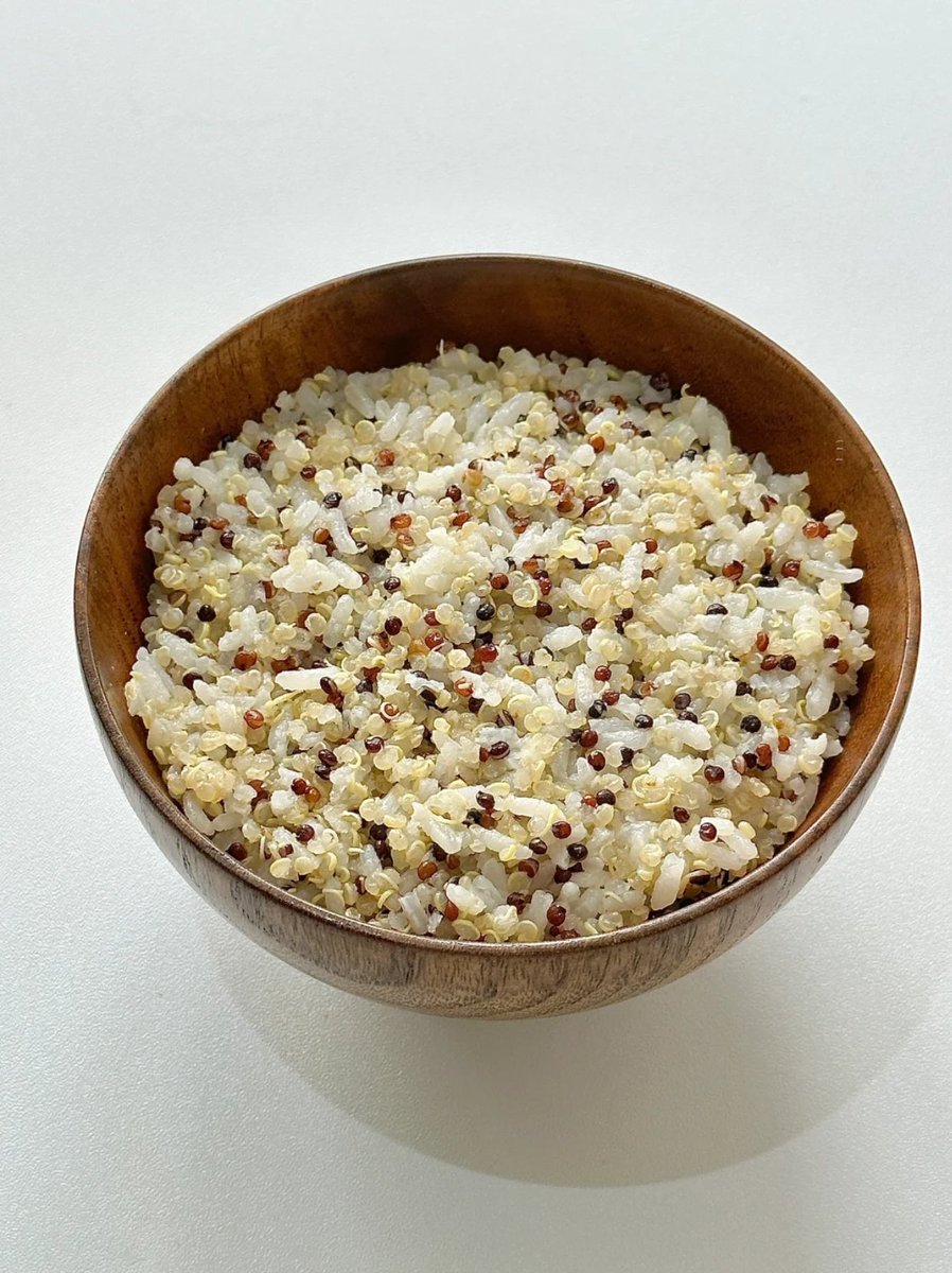 bibig440924's tweet photo. Just tried the new organic quinoa from local farm—fluffy, nutty, and zero gritty aftertaste! Perfect for weekday bowls, 100% worth adding to your grocery list  #IngredientReview https://t.co/oTj9Z4Phtl