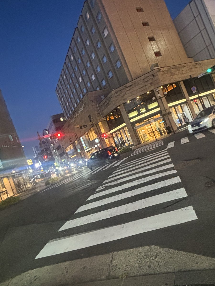 vermoreno2012's tweet photo. 金曜 #岩手 #盛岡 https://t.co/F8m34TYnE5