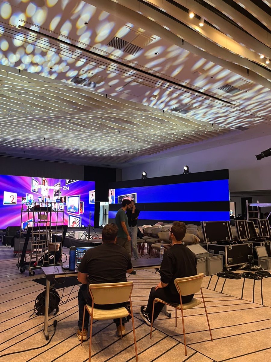 ZNConsulting's tweet photo. 📍 Behind the scenes at Cardo Brussels.

The #EUinfluencer team is putting the final pieces in place ahead of tonight’s 10th edition, from the stage and screens to the AI Corner.

Just a few hours until the doors open. 🎬

#EUinfluencer2026 #10YearsOfEUinfluencer https://t.co/3AFTpsle7R