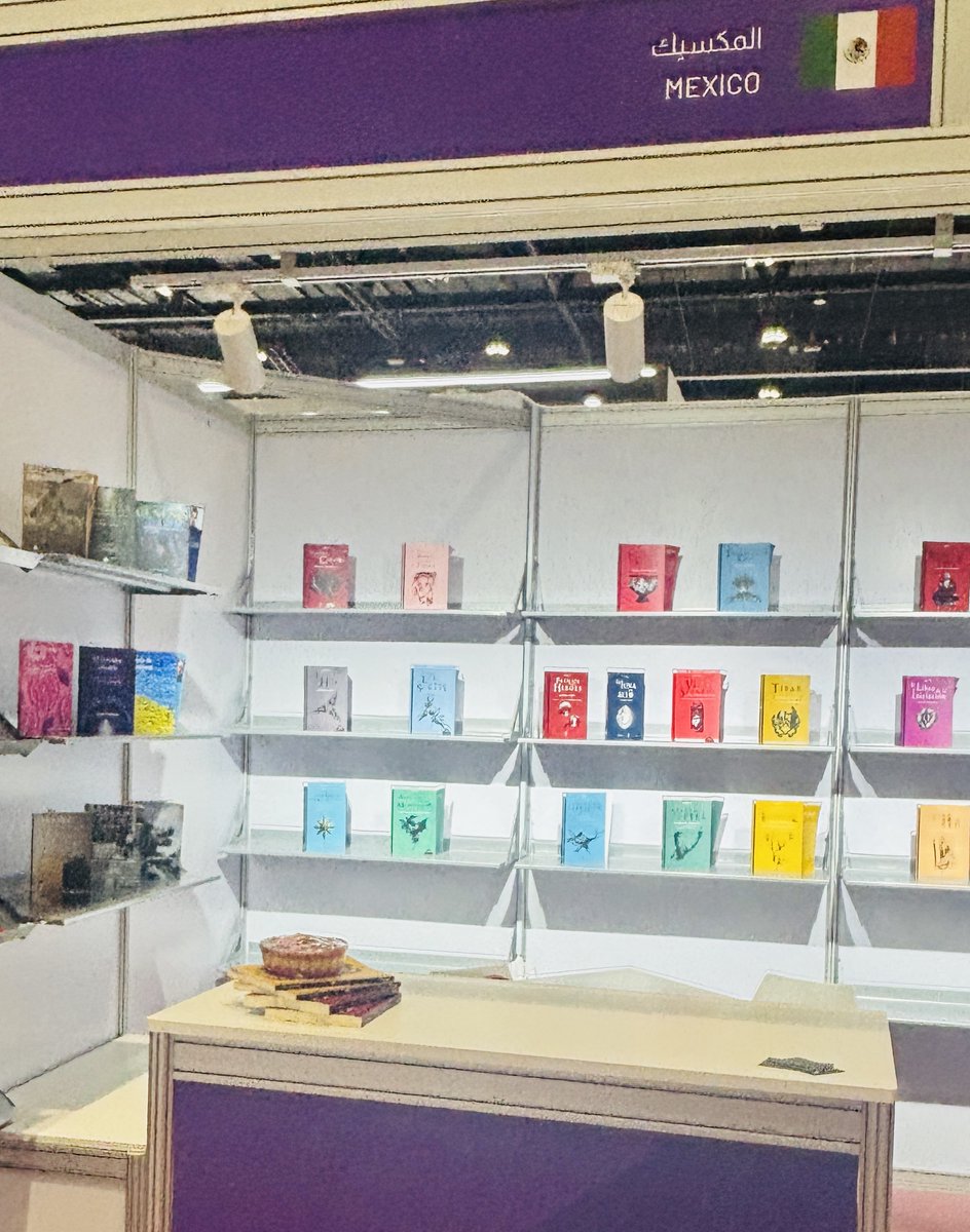 textofilia's tweet photo. Por segundo año consecutivo, @textofilia visitó la @ADIBF en los Emiratos Árabes y no podemos estar más contentos.

Además, es el primer año de Books From Mexico en Abu Dhabi y tuvimos la compañía de nuestros amigos de @ElefantaEditor, @dharma_books y @LibrosMarques. Nos vemos en 2027.

Gracias al apoyo de @AbuDhabiALC.

#Textofilia #ABDIBF #LiteraturaMexicana #LiteraturaÁrabe #BooksFromMexico