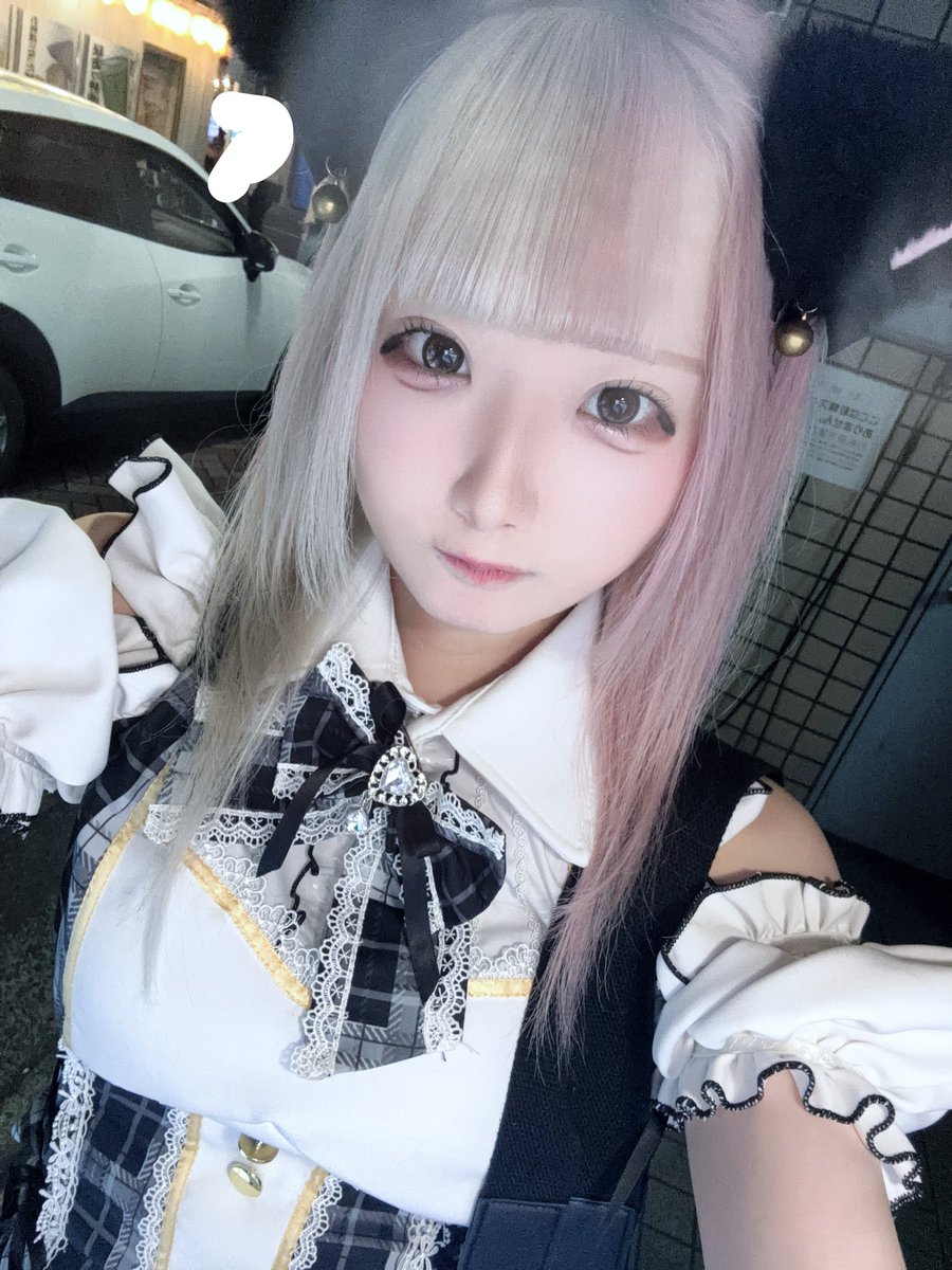 niania_TT's tweet photo. 外立ってるだけでめっちゃ冷笑されてやば！わたしかわいそう🎶 https://t.co/TBM3rE2jhs