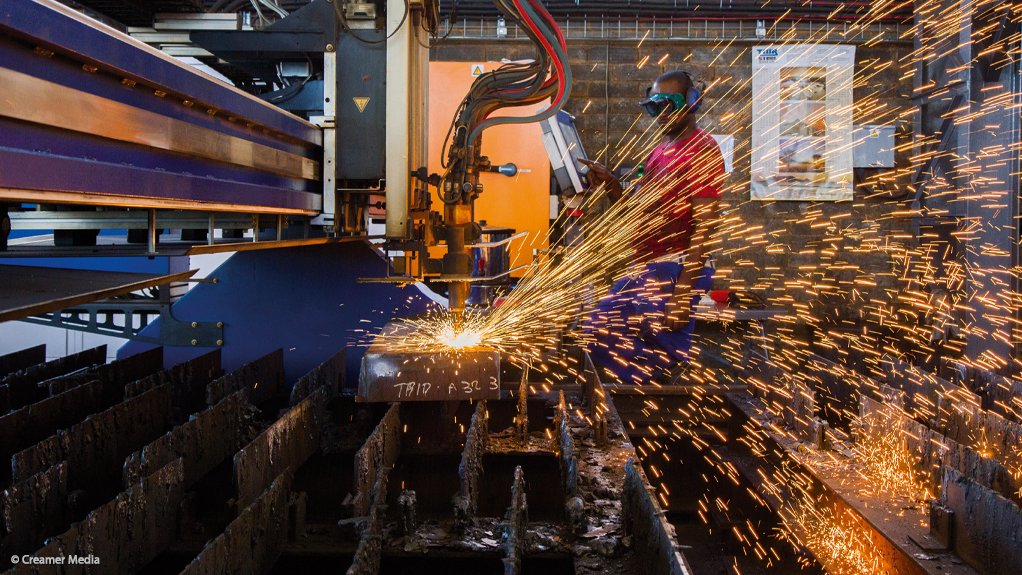 EngNewsZA's tweet photo. Call made for extended long-steel rebate coverage amid reports of shortages https://t.co/XaXcax3Lw6 
#Steel #Tariffs #Rebates #Trade #Itac #SouthAfrica https://t.co/JNFtodPdlV
