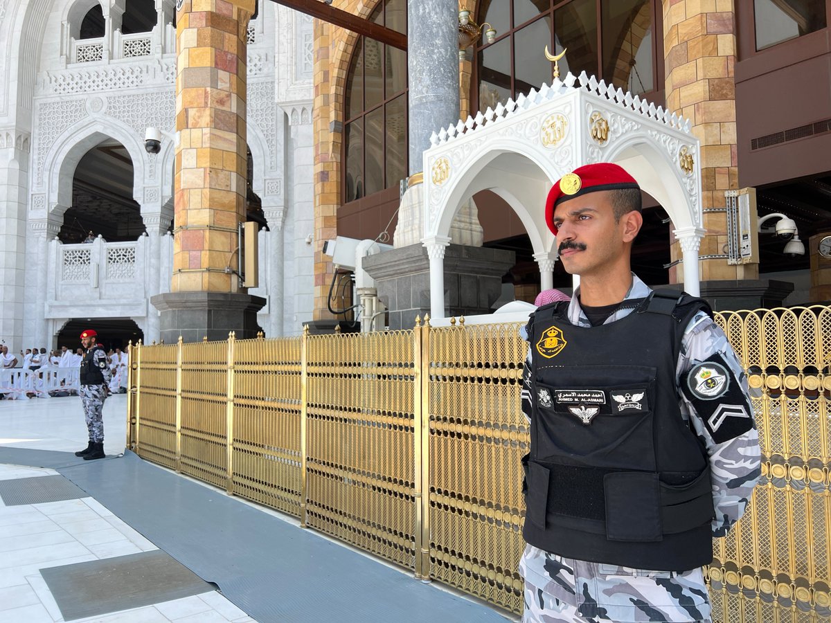 makkahregion's tweet photo. #صور
 جموع المصلين في #المسجد_الحرام
يؤدون صلاة #الجمعة
وسط منظومة متكاملة من الخدمات
.
#إمارة_مكة https://t.co/Ro0H9FsNch