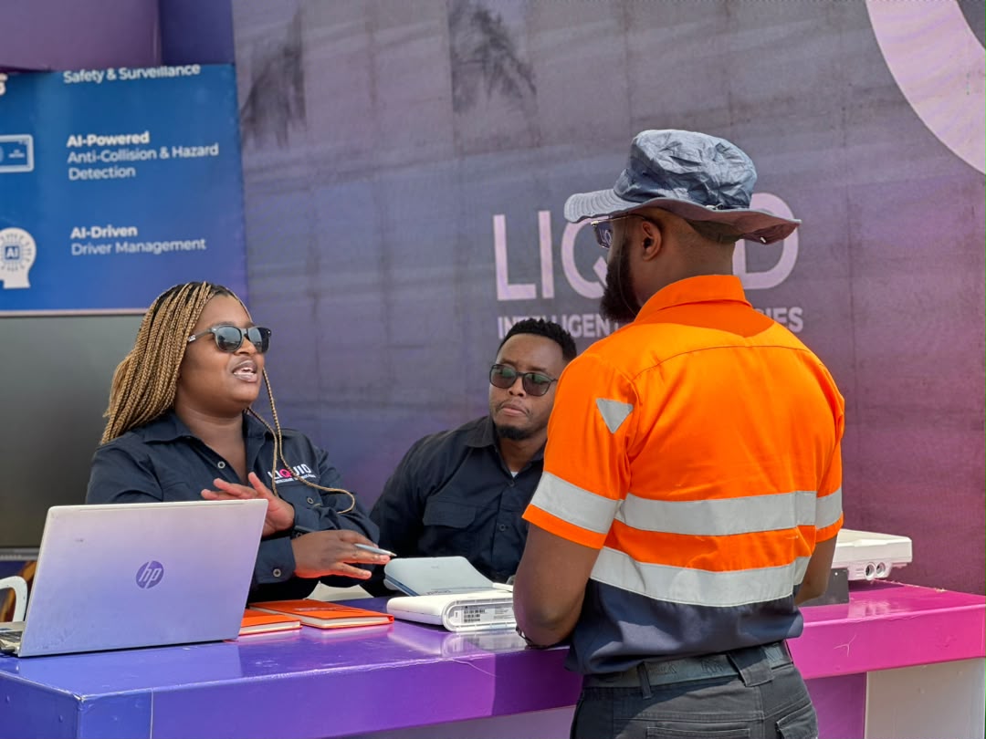 LiquidInTechZW's tweet photo. MINECON DAY 2

FROM THE MINE SITE TO THE LIVING ROOM.

Some of our visitors are here to talk connectivity and smart solutions for their businesses. Others just want to grab a SIM card or find out more about getting connected at home. Either way, we're happy to chat, and happier that so many of you stopped by.

If you're around, come say hi. We'd love to meet you too.