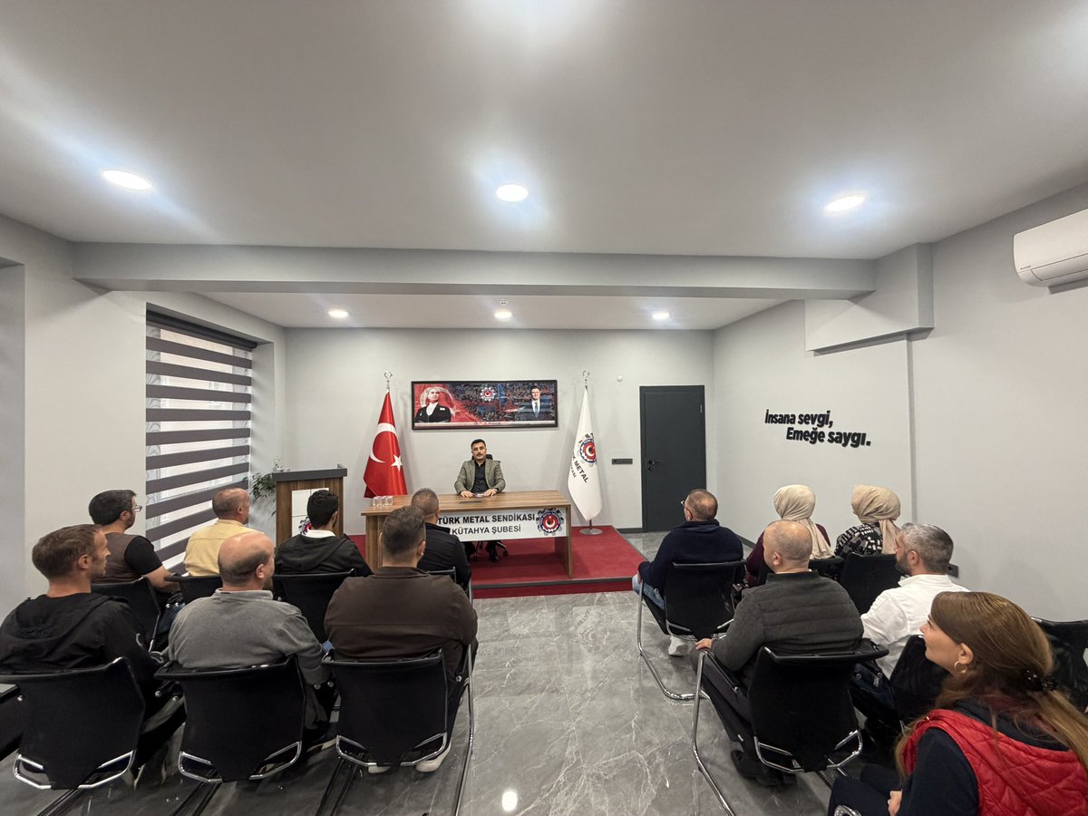 ademmenekse71's tweet photo. dolayı temsilci arkadaşlarımıza teşekkür ederim...

Liderimizin Emrinde, Metal Emekçisinin Hizmetindeyiz...

#İşimizMetalGücümüzTürkMetal
#Lider Uysal Altundağ https://t.co/K7DRQOtmhR