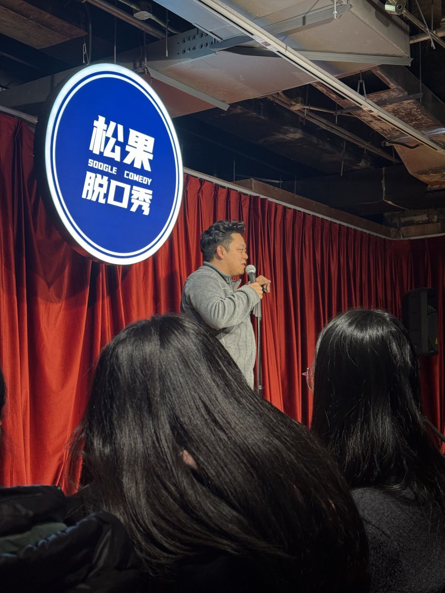 JacklynWons5tg's tweet photo. Just bombed my first open mic, someone yelled "Ugh, your jokes are worse than my ex’s cooking" — win https://t.co/egZQnV6uII