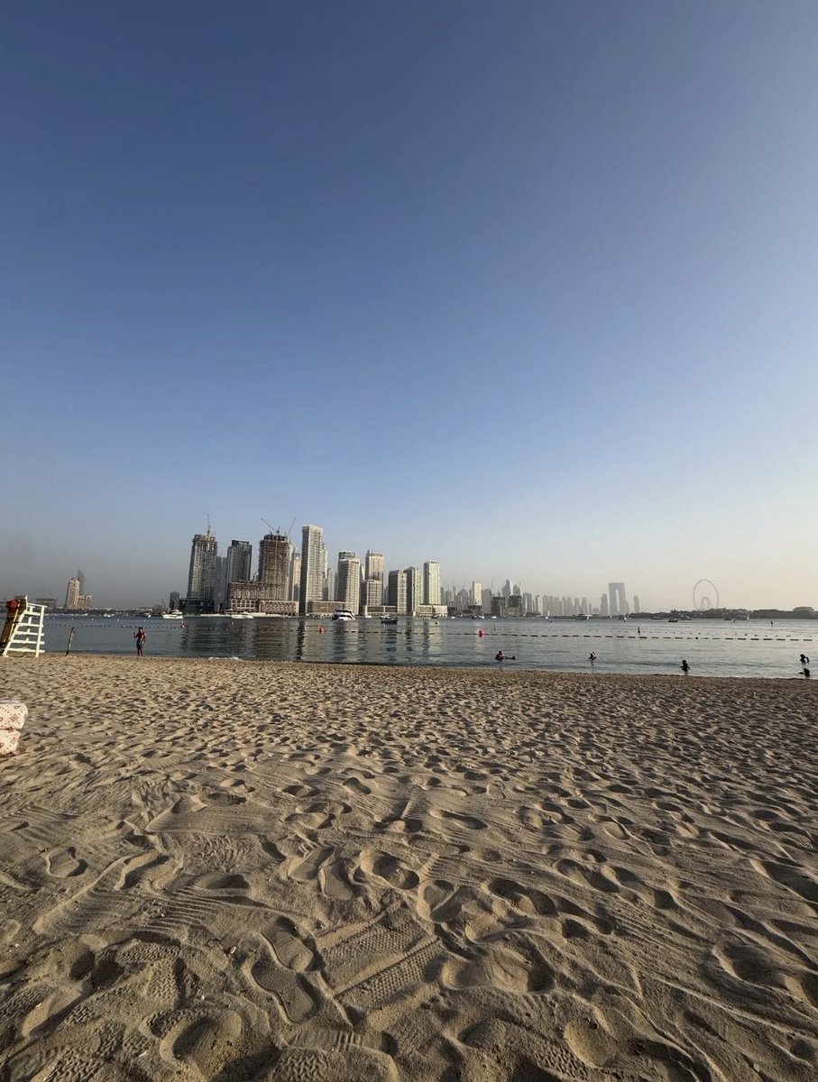 MadRedJoey's tweet photo. Dubai 🇦🇪 https://t.co/PIjhioylRq