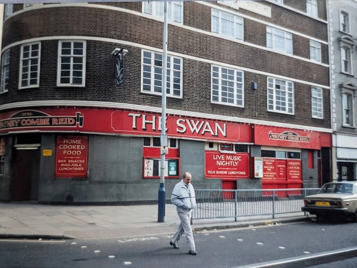 FlipLondonTours's tweet photo. Stockwell, 1980s https://t.co/T5f4S8tJAK
