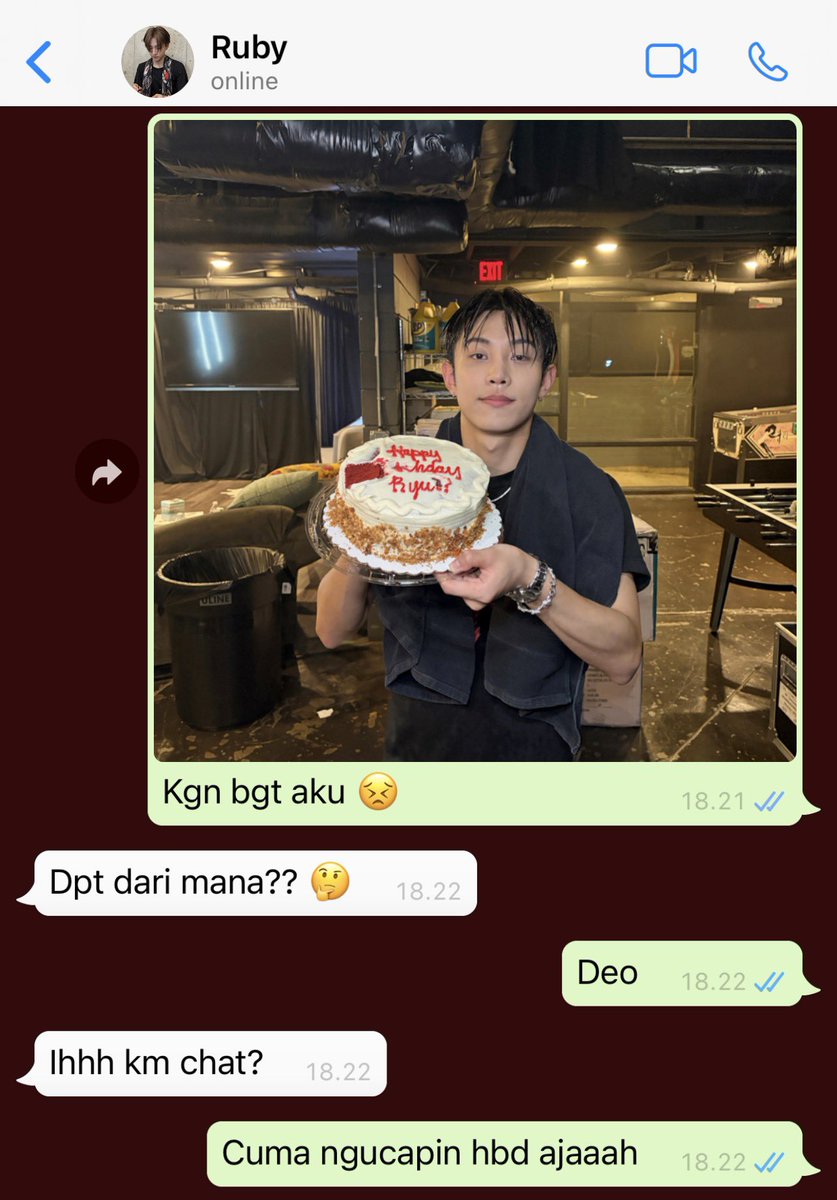 VI0LETALES's tweet photo. after beberapa minggu no contact 🤷🏻‍♀️ https://t.co/envZs6xWzu