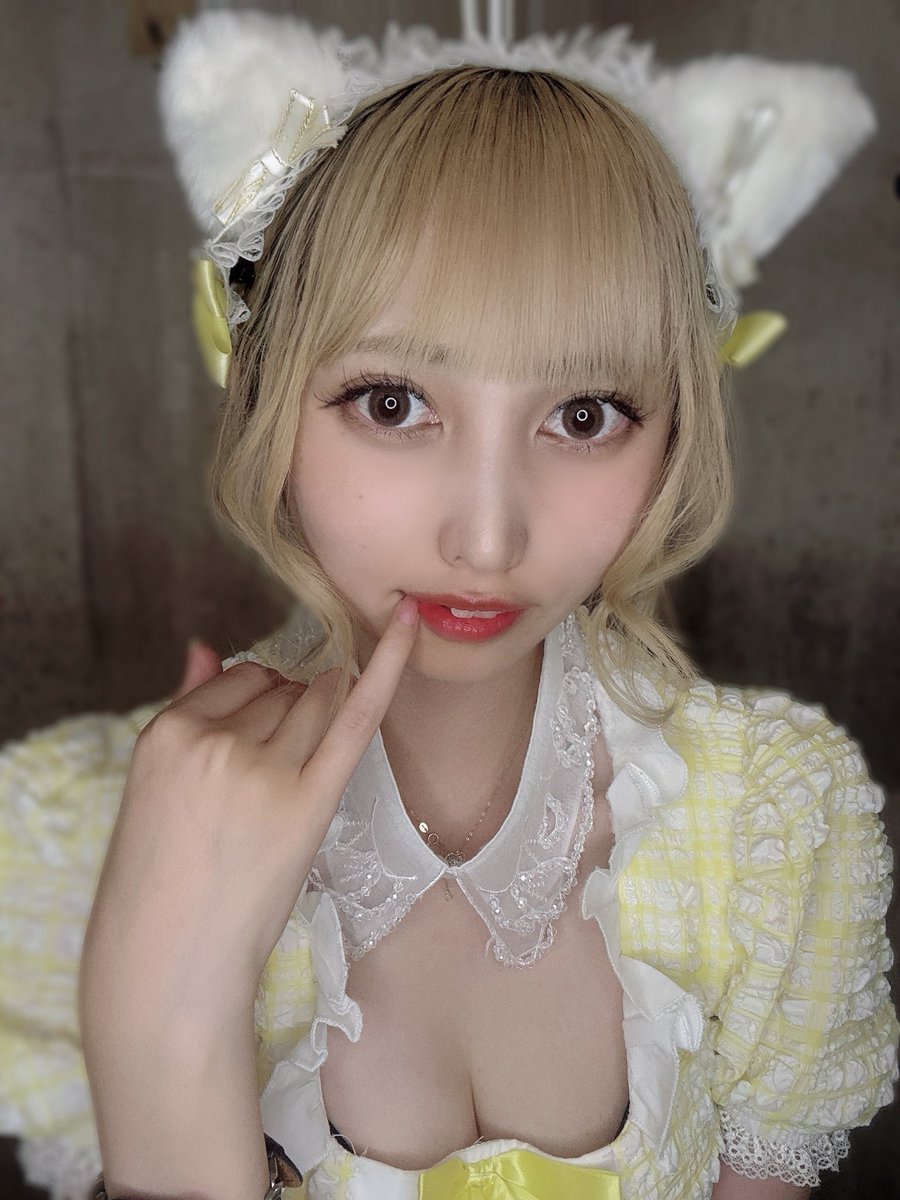 sendai_camulemo's tweet photo. 🥂9/18キャバドレスday出勤メンバー🥂

21時
ピピ@CL_pipi 
ちぃ丸@chii_maru_0515 

22時
たま@10bxy 
さーたん@saatan__n 

23時
ほのぴす@1113ty0618 
しの@sino_0706_ 

24時
みみみ@333mimimi__ 

ご来店お待ちしております🍾 https://t.co/YKPo8g4SDw