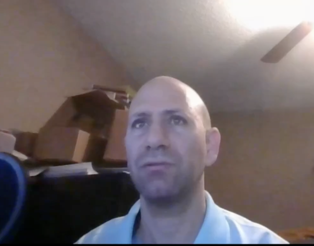 soopasykul's tweet photo. This guy has been live EVERY single day, for 11 months straight - doing bible reads up for his memecoin xins

HakD9pZCnVFXr7ySWvtYGQQjX9briCYrRvsG9E4vpump https://t.co/apqKxxn63l