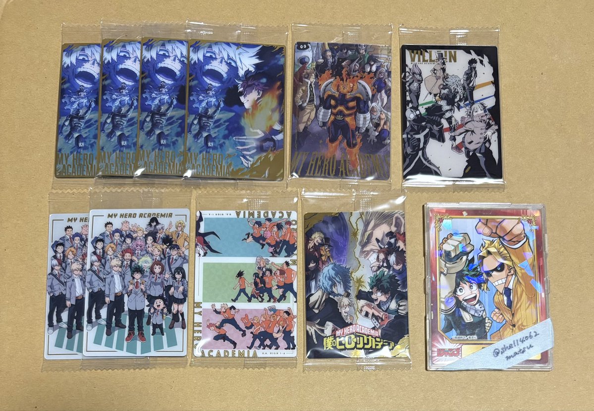 shell4062's tweet photo. 【交換】 ヒロアカ カードソフトクッキー カード 

譲) 画像1〜3参照

求) 画像4 赤枠＞青枠

※画像3はVRとの交換のみ
※VR含む方、まとめての方優先

郵送でのお取引
よろしくお願いいたします https://t.co/xlpKYP9EDj