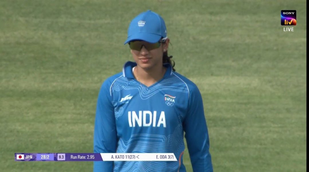 CristianoCR7_un's tweet photo. For the first time, the Indian team is playing for India, not for BCCI. https://t.co/zOvBsugvmT