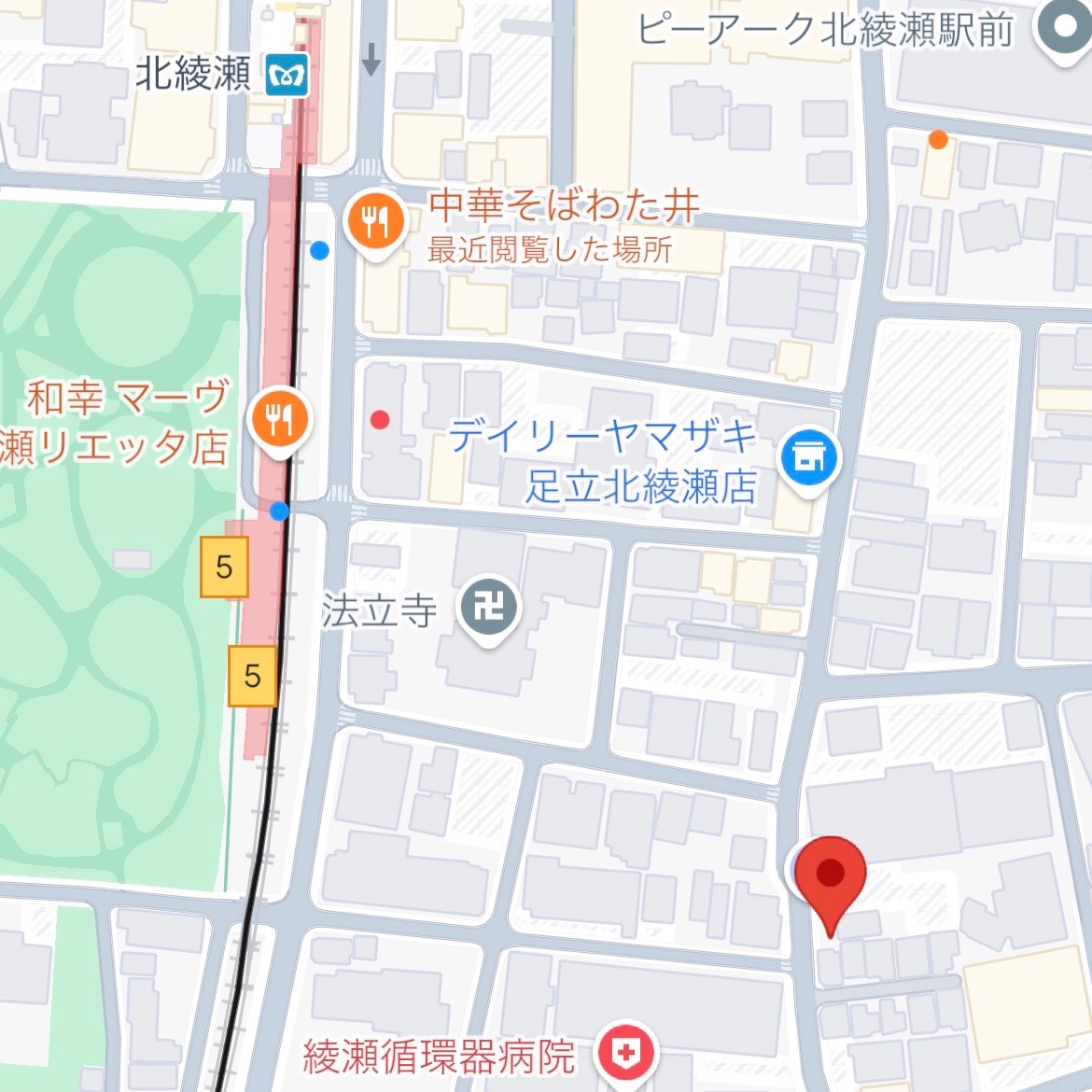 i_am_a_pushover's tweet photo. そういえばだいぶ前に空き家が取り壊されて更地になってたところ(北綾瀬駅徒歩2分)、「隣のタイムズと繋げれば結構大きな土地になるぞ」と期待してたけど、たまたま通ったらタイムズ2つになってた。笑 https://t.co/W5HdUcJOpg