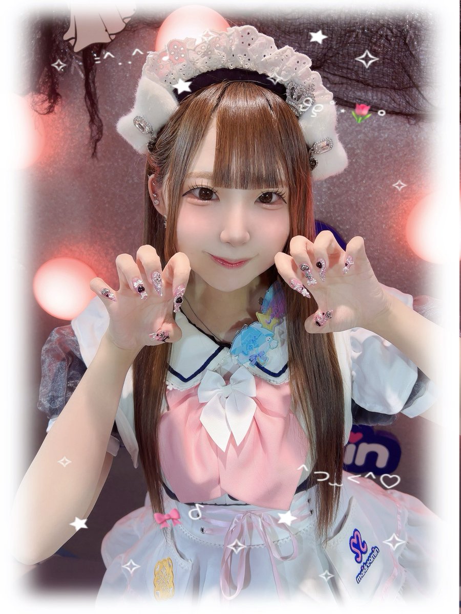 mimimi022mi's tweet photo. ネイルみてみてしてもらった😍❗️🤍 https://t.co/4TEVwdR8QB